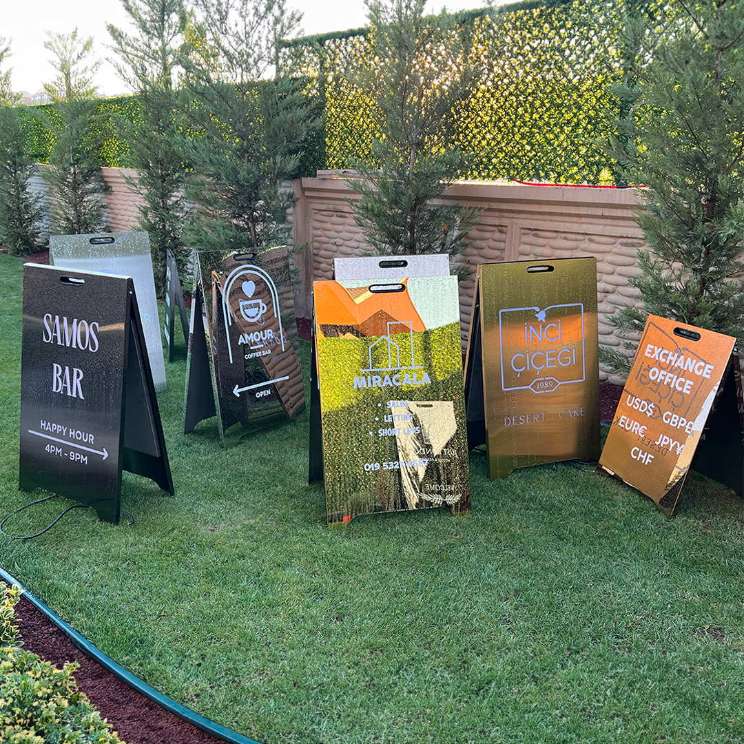 Blank A-Frame Metal Sign – Customizable Sandwich Board