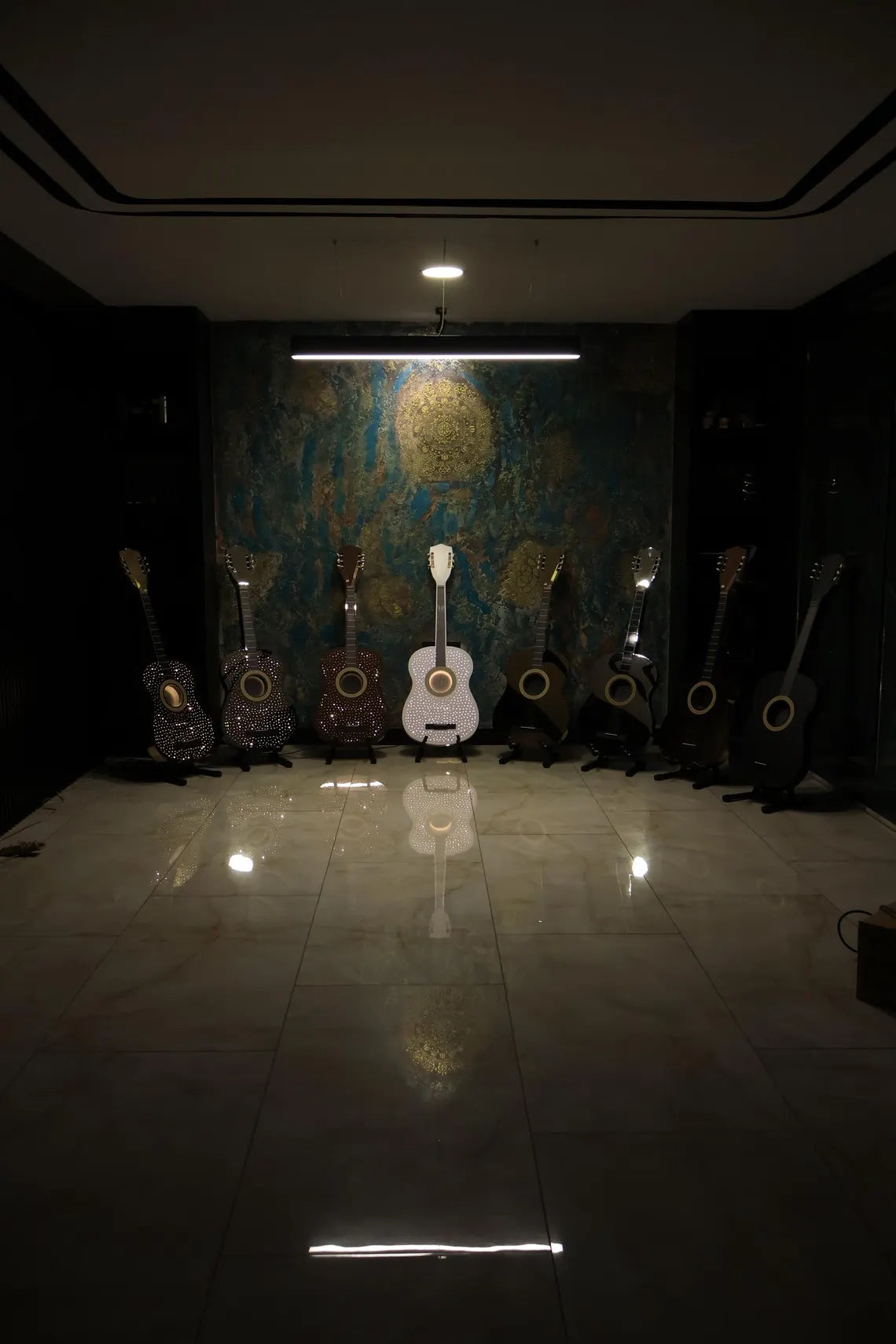 Illuminated Guitar Wall Art for Bars, Stainless Steel LED Guitar Decor, Luxury Music Wall Display